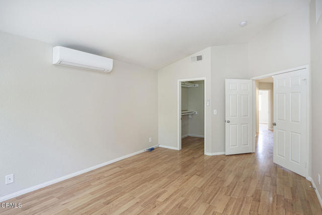 Building Photo - 11817 Jouett St