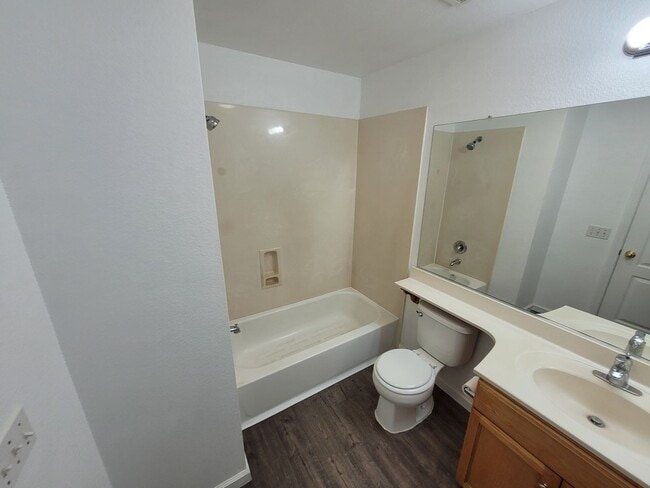 Building Photo - 4215 Montara Dr