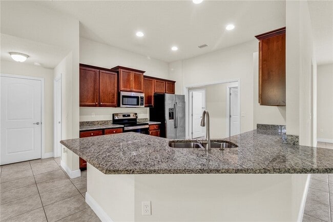 Building Photo - 1345 Willow Oak Ct