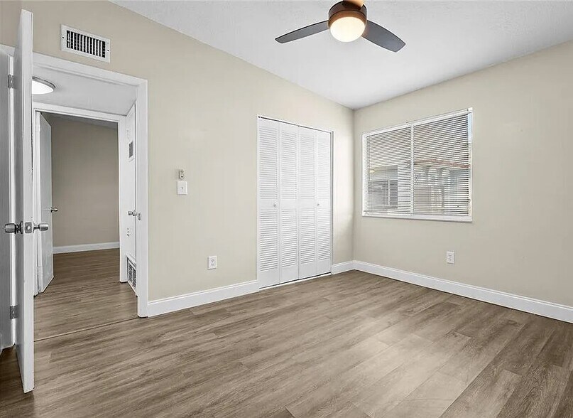 Building Photo - 5720 Gallatin Ln