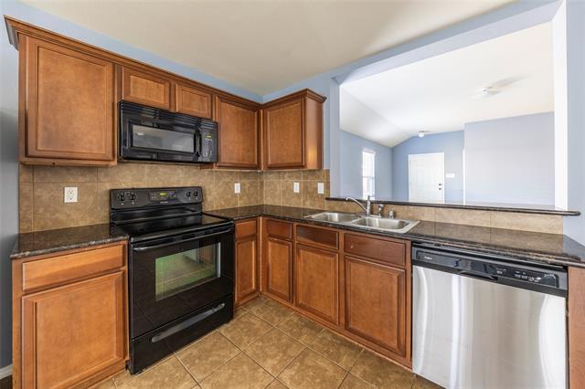Building Photo - 1203 Rainer Dr