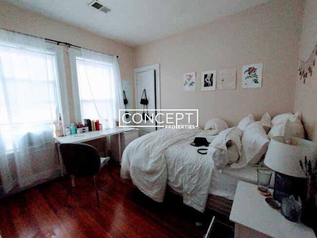 Building Photo - 24 Curtis Ave