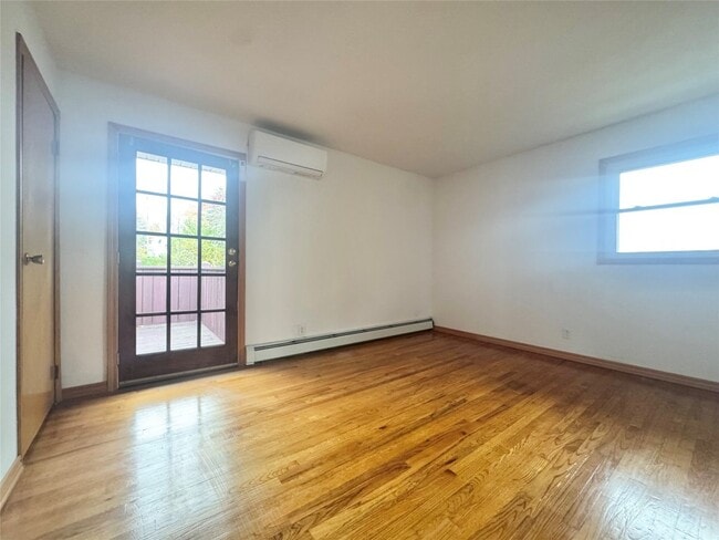 Building Photo - 300 Rano Blvd