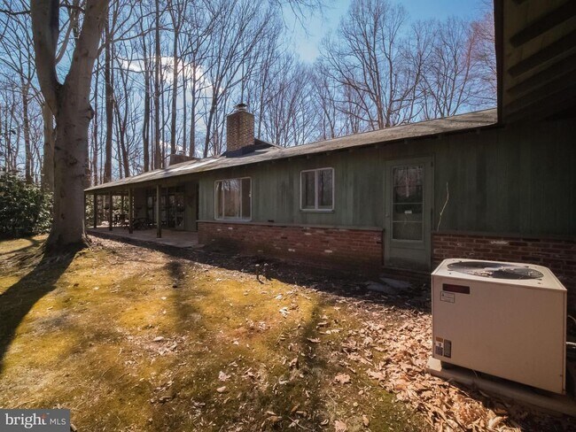 Building Photo - 4313 Woodlark Dr