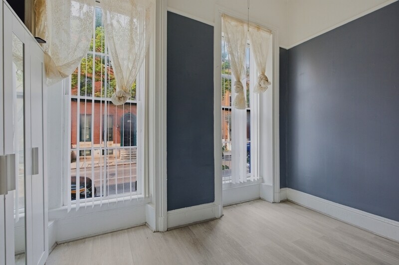 Building Photo - 1409 McCulloh St