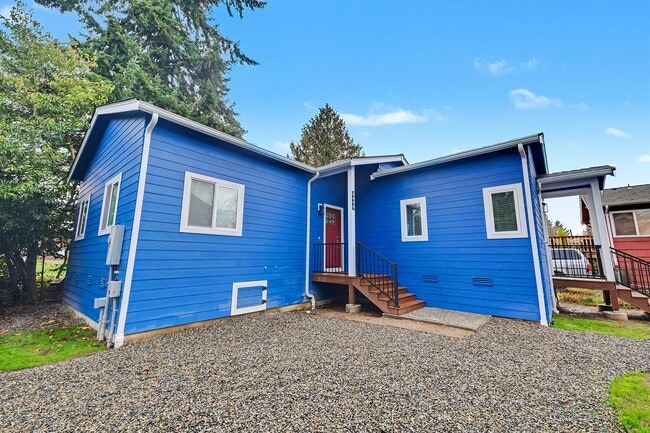 Building Photo - Brand New DADU Home in Prime West Seattle Location - $3,250