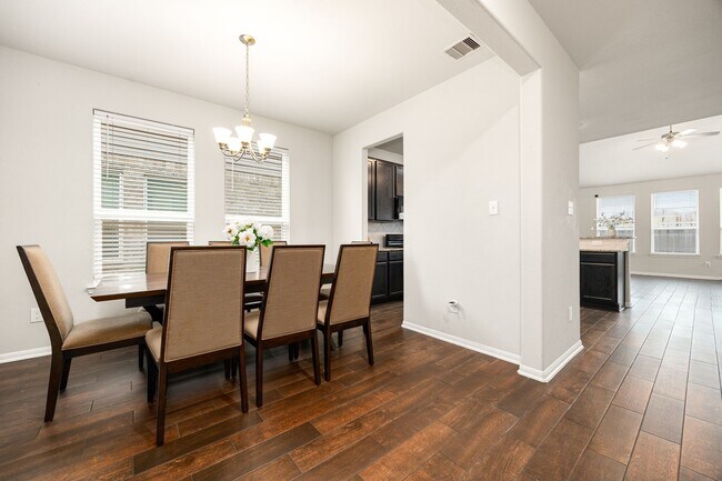 Building Photo - 4323 Wyanngate Dr