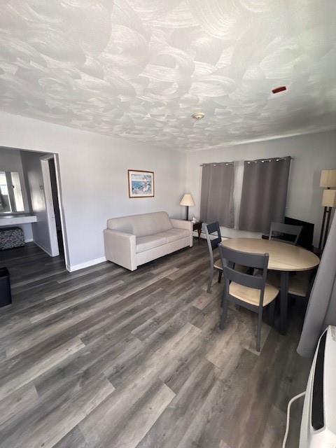 Building Photo - 642 Boston Neck Rd