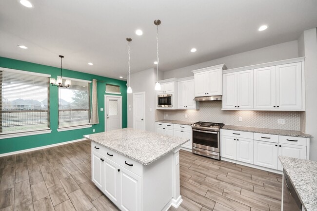 Building Photo - 23306 Ivory Sedge Trl