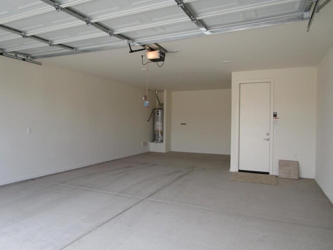 Building Photo - 10242 S Pantano Knolls Dr