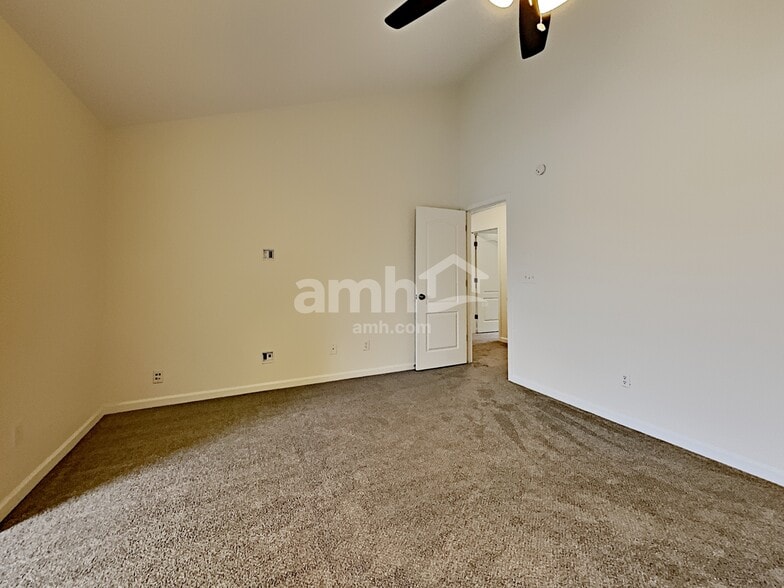 Building Photo - 2631 Bald Cypress Dr