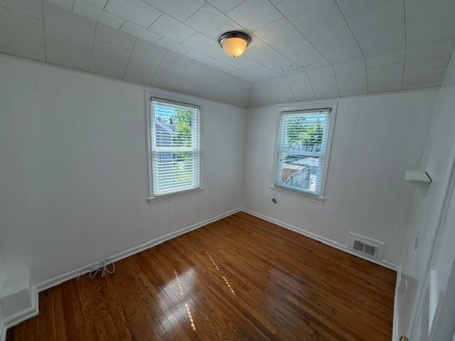 Building Photo - 639 Emerson St NE