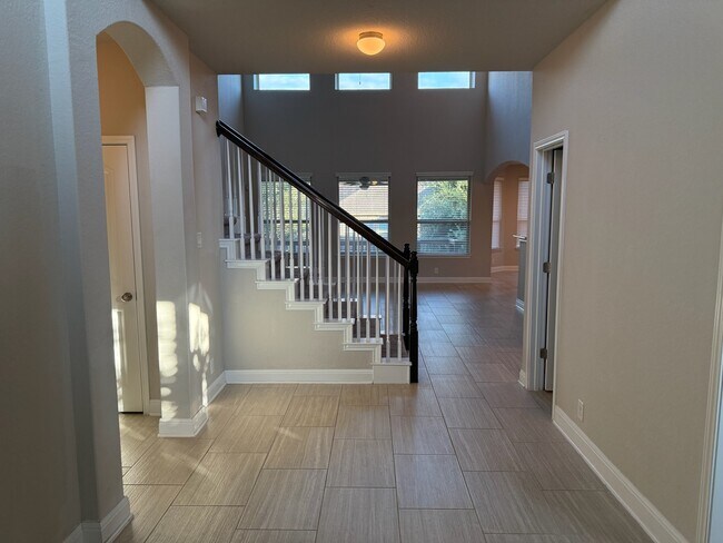Building Photo - 27027 Oleander Chase