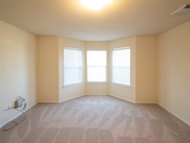 Building Photo - 21843 Grassy Hill Ln
