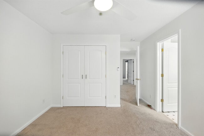 Building Photo - 3018 Silver Charm Cir