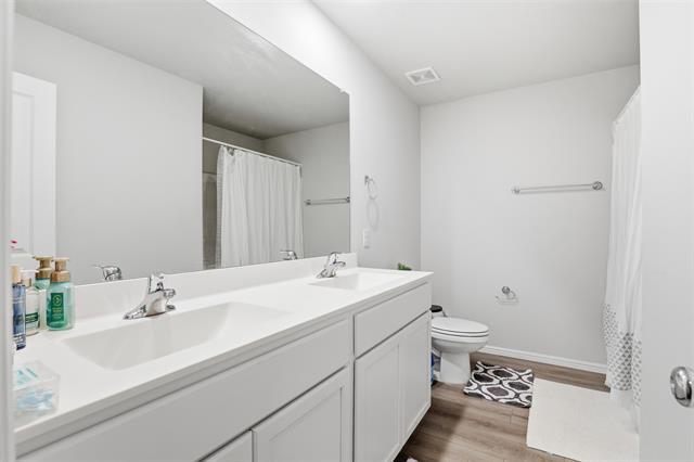 Building Photo - 3313 Redbud Flower Trl