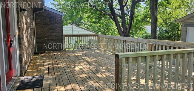 Building Photo - Welcome to 4 Bedroom and 3.5 Bath Home In ...