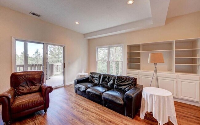 Building Photo - LUX 4BD, 3BA Genesee Mountain Home with 2-...