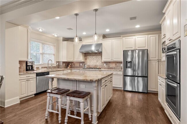 Building Photo - 2408 Winter Garden Pl