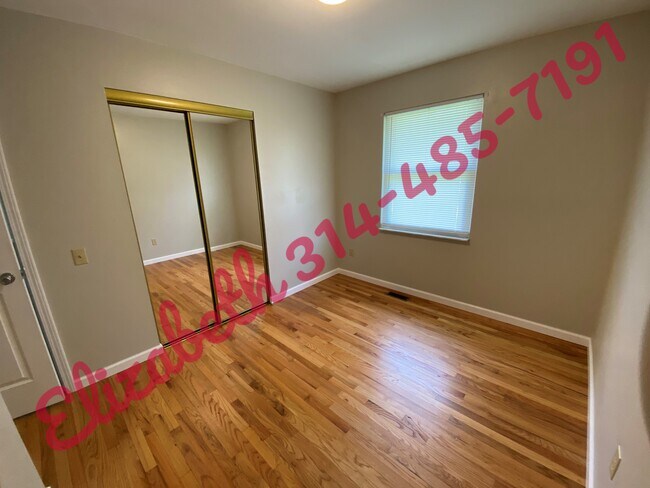 Building Photo - 3037 Lyme St