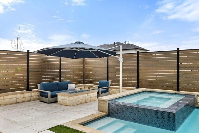 Building Photo - 802 Geiger Path