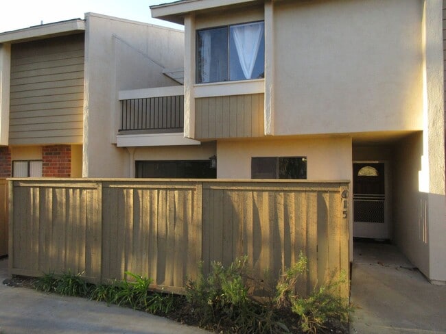 Building Photo - 615 Brookview Way