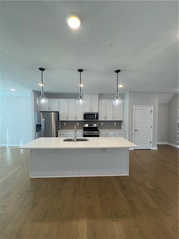 Building Photo - 20 Wren Dr