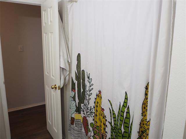 Building Photo - 8314 Everglades Cir