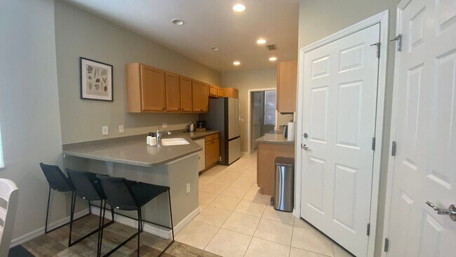 Building Photo - Prime Sarasota Seasonal Rental — Lakeside Mediterranean Gem