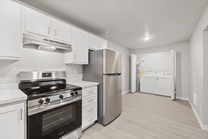 Building Photo - Chambers Crest