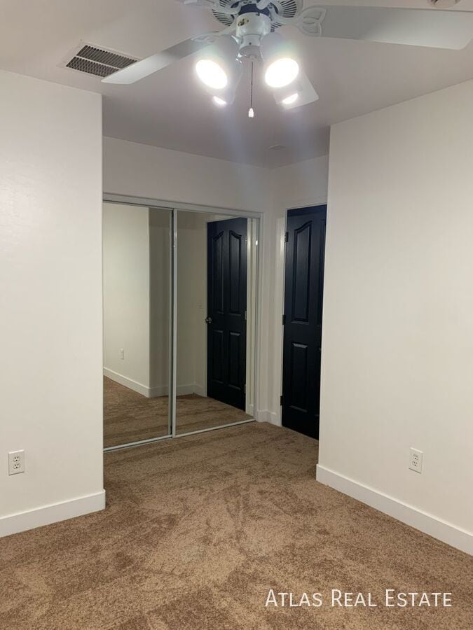 Building Photo - 4125 E Baylor Ln