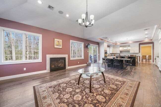 Building Photo - 13 White Birch Dr