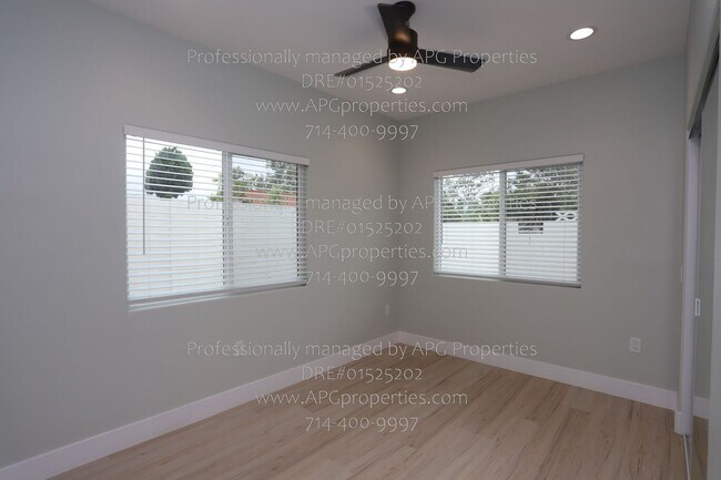 Building Photo - 9565 Mansor Ave