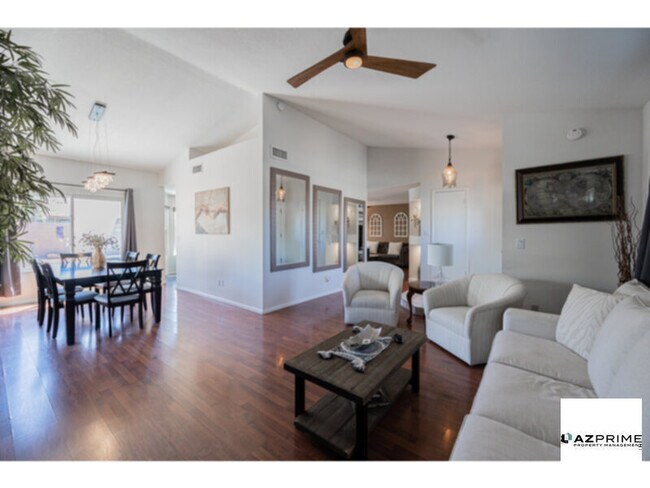 Building Photo - Fully-Furnished 3/2 Chandler Retreat - Poo...
