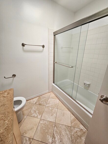 Building Photo - 4836 Balboa Ave