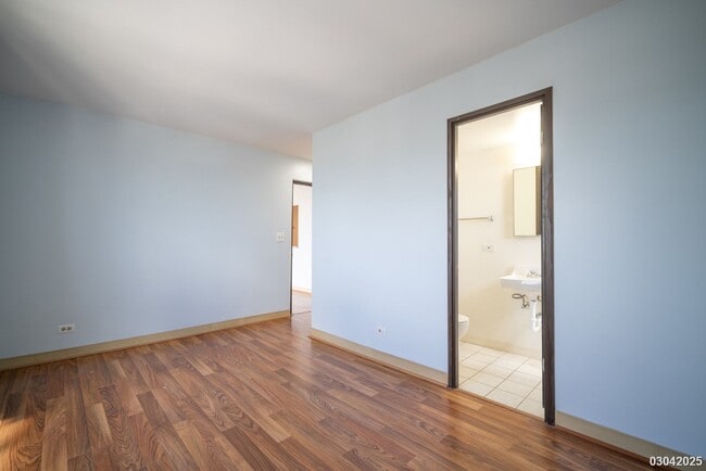 Building Photo - $3,000 / 2br - 731ft2 - 2 BED 2 BATH CONDO IN PEARLRIDGE G&T