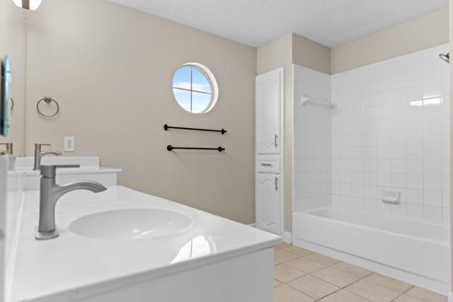 Building Photo - 9435 Blue Jay Way