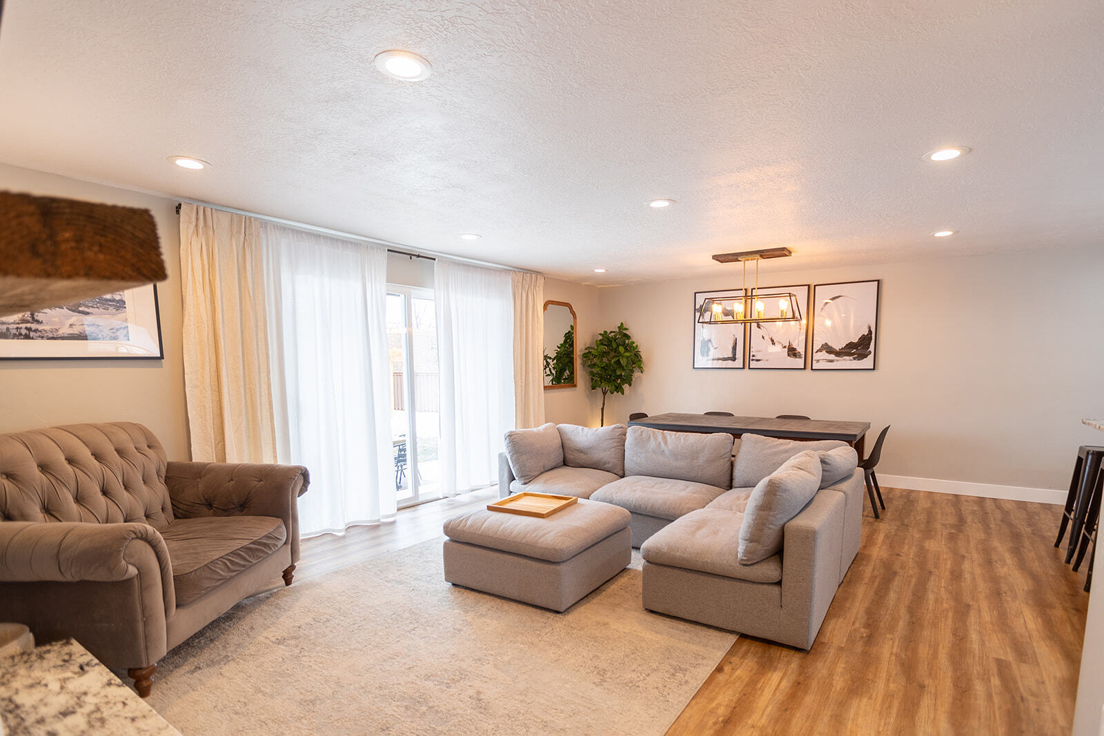 Building Photo - 894 E 840 N