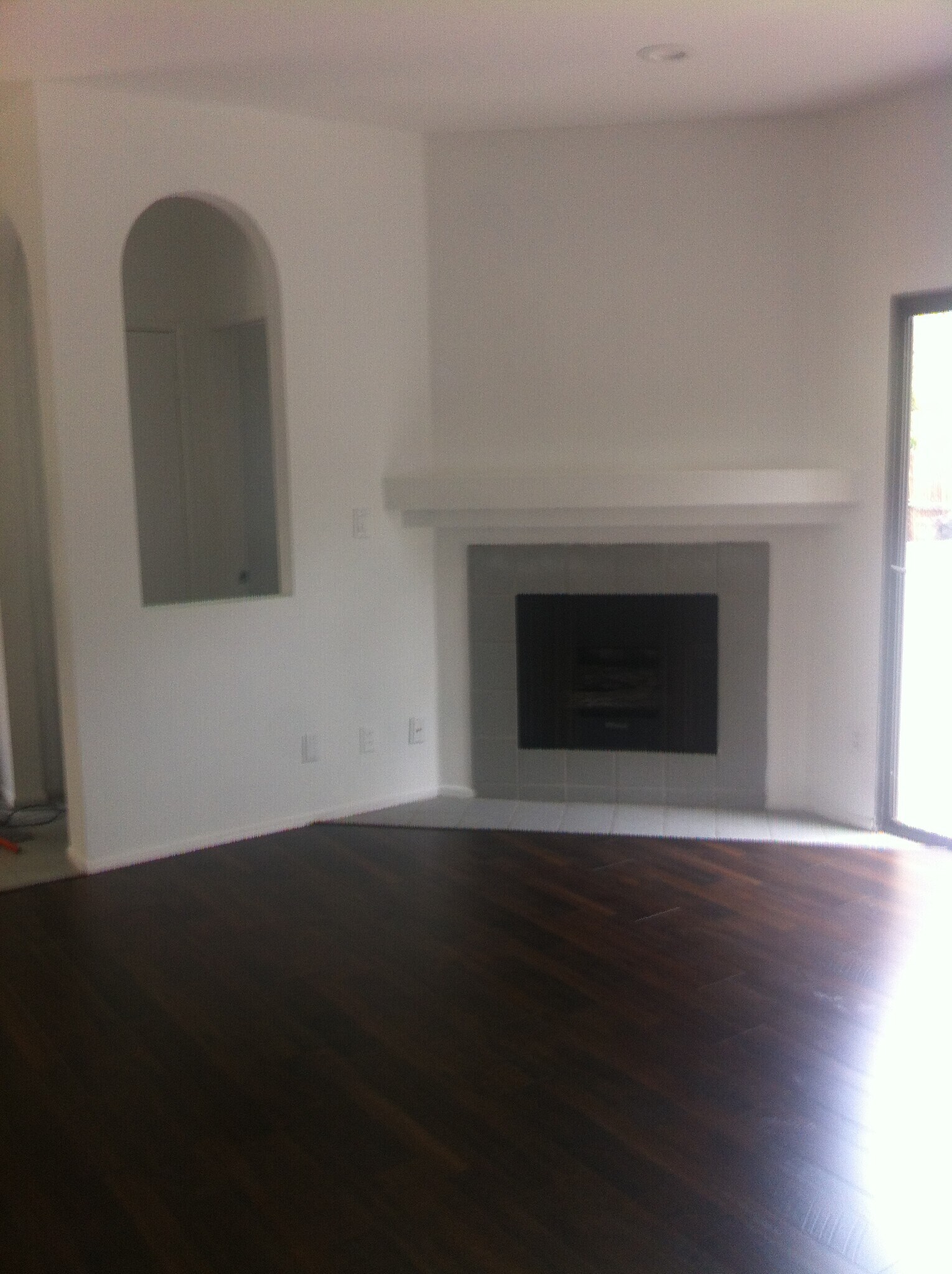 Building Photo - 930 S Venice Blvd