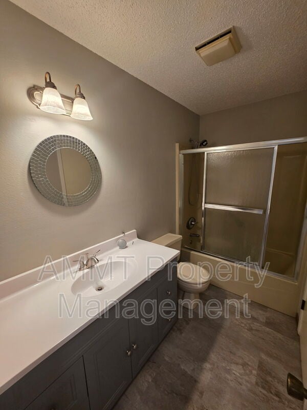 Building Photo - JR Real Estate: 848 Dover Street