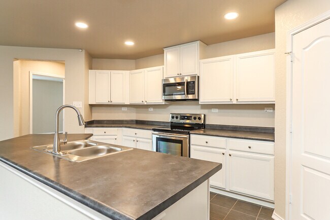 Building Photo - 6806 Slaton Fields