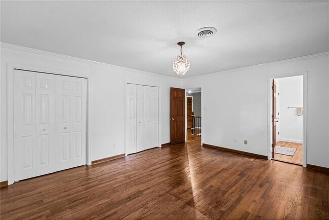 Building Photo - 5291 Manhasset Cove