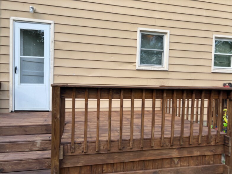 Building Photo - 2348 E 37th St