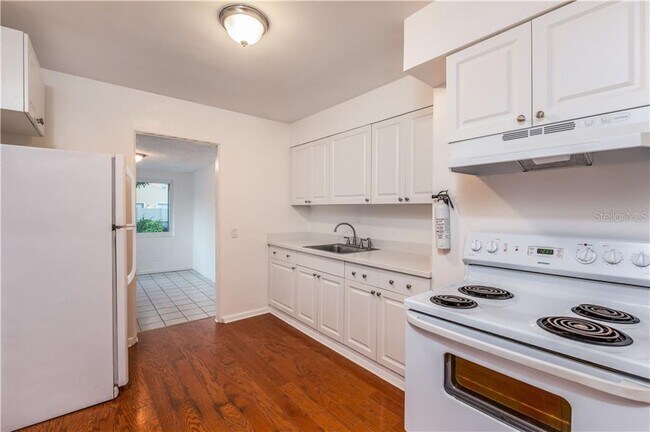 Building Photo - 1766 Miller Ave