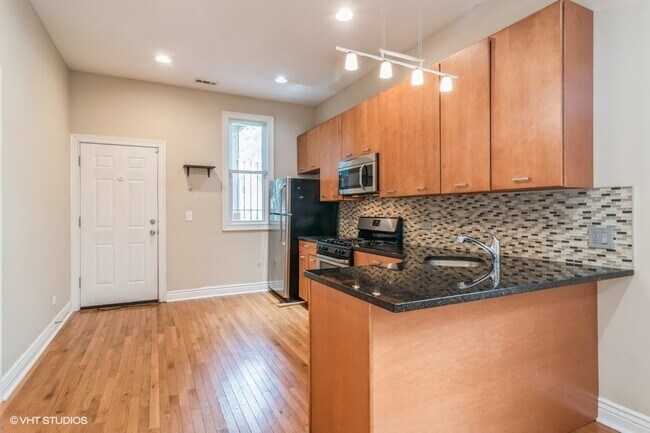 Building Photo - 1706 N Kimball Ave