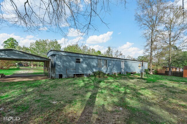 Building Photo - 435 Dixie Lake Rd