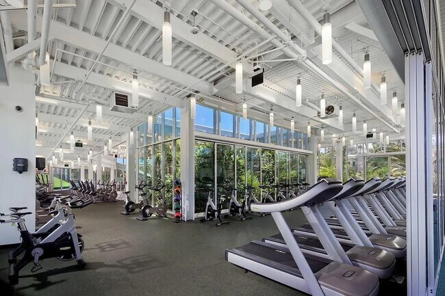 Building Photo - 12655 Bluff Creek Dr