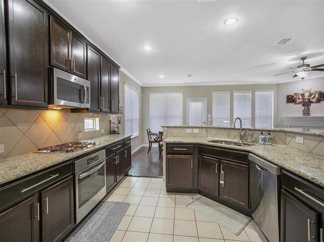 Building Photo - 12305 Buffalo Gap Dr