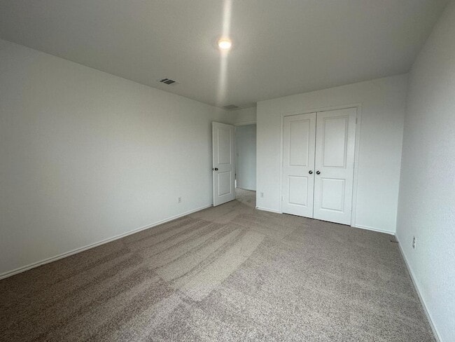 Building Photo - 312 Sonterra Dr