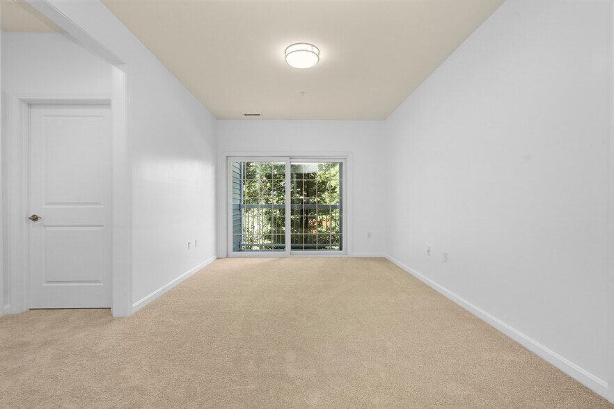 private views - 13 Morgan Dr